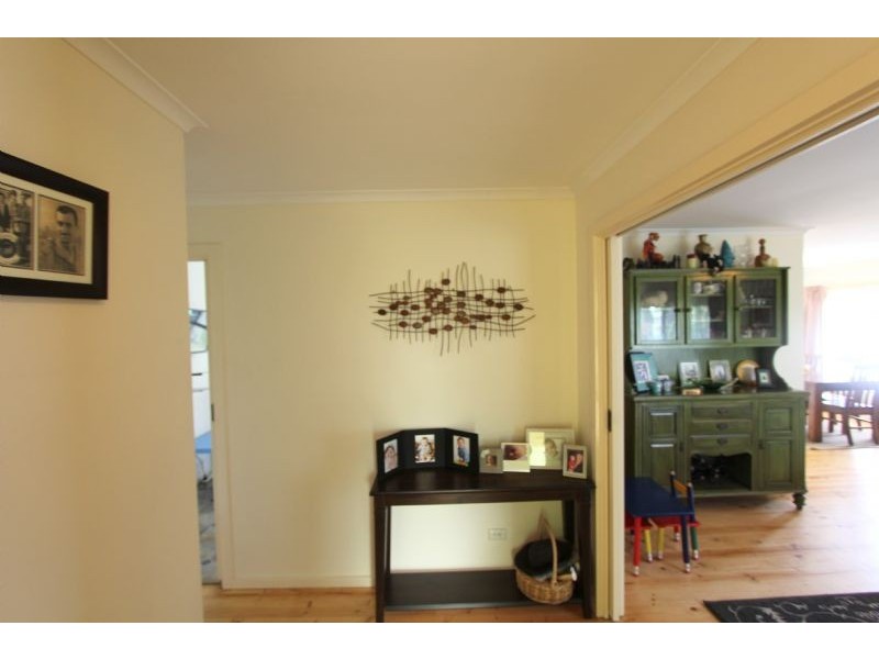 42 Grand Ridge West, Mirboo North VIC 3871