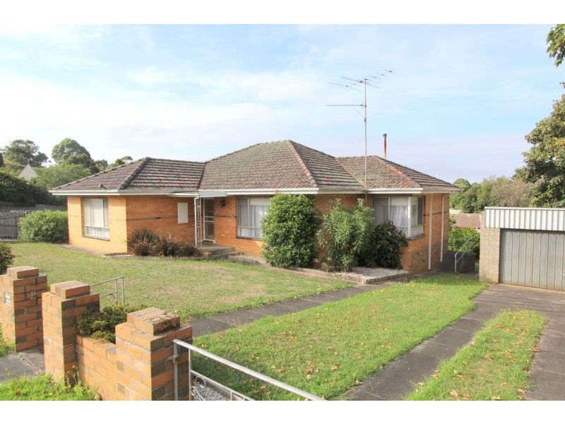 22 Peacock Street, Mirboo North VIC 3871