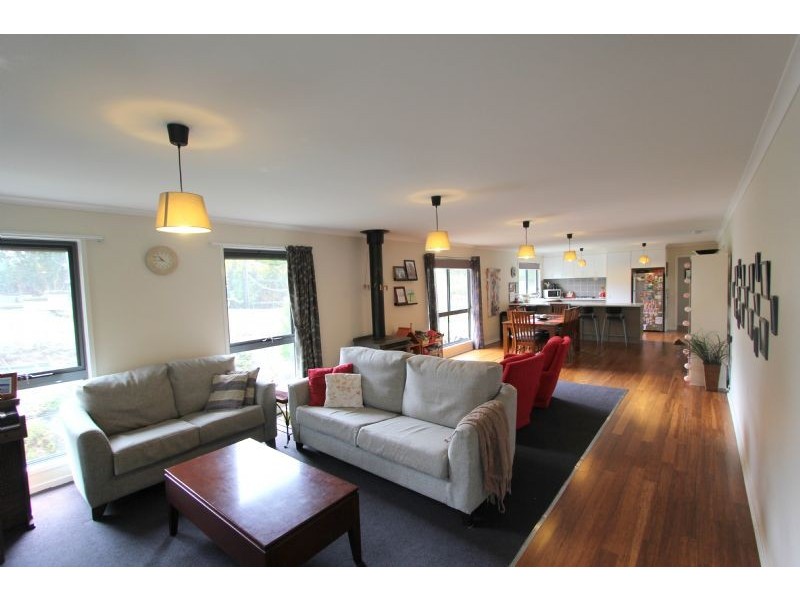 375 Holmes Road, Berrys Creek VIC 3953