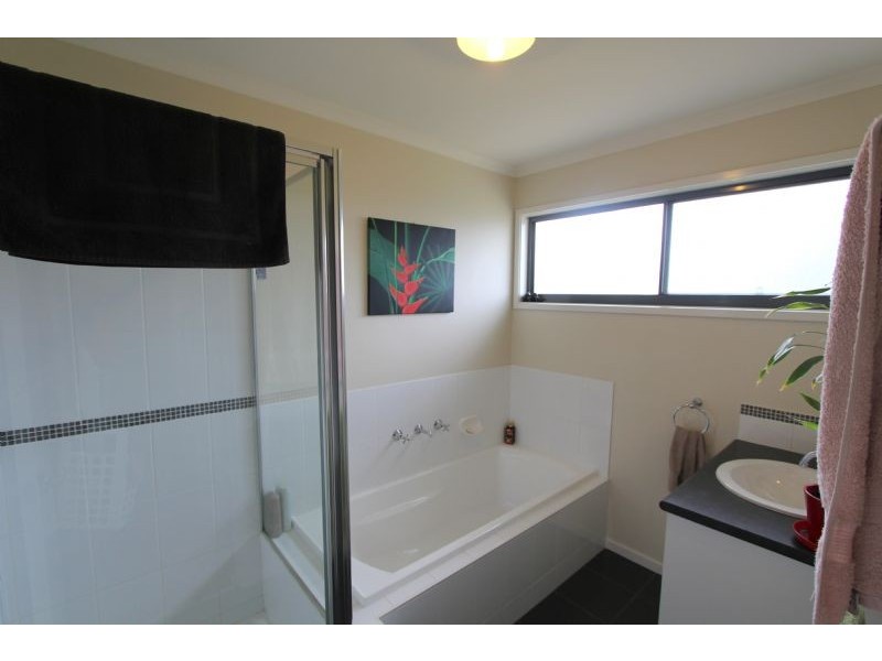 375 Holmes Road, Berrys Creek VIC 3953