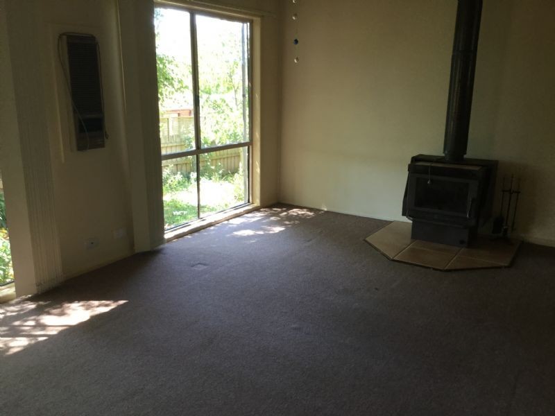 4 Balding Street, Mirboo North VIC 3871