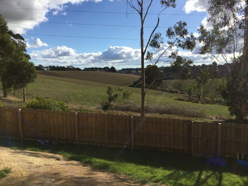 14 Eldon Crt, Mirboo North VIC 3871