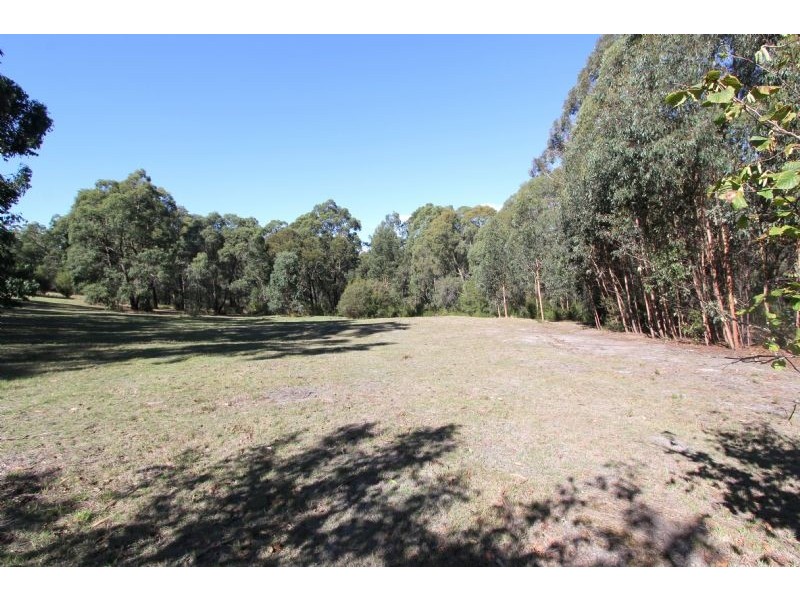 4 Gilfedder Terrace, Mirboo North VIC 3871