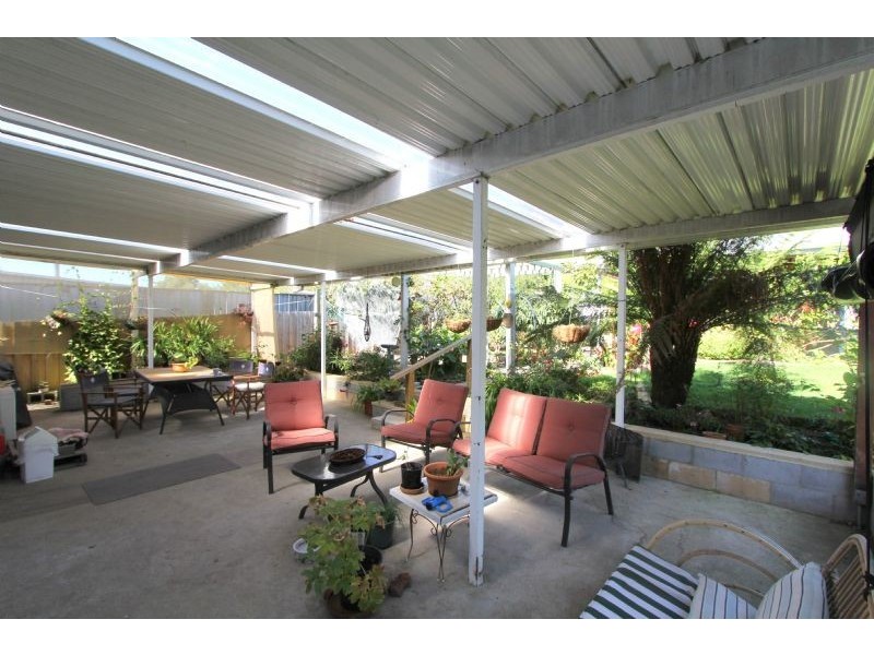 6 Ridgway, Mirboo North VIC 3871