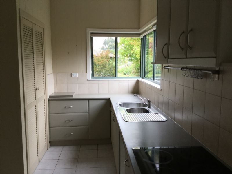 5 Farmers Street, Mirboo North VIC 3871