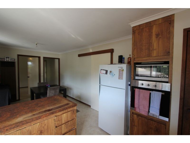 4 Eveline Court, Mirboo North VIC 3871