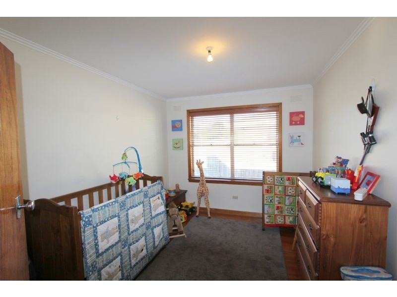 12 Peacock Street, Mirboo North VIC 3871