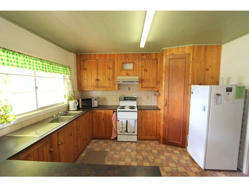 2 Mechanics Street, Boolarra VIC 3870