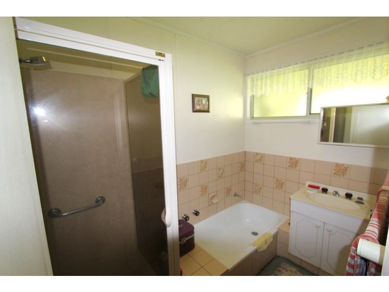 2 Mechanics Street, Boolarra VIC 3870