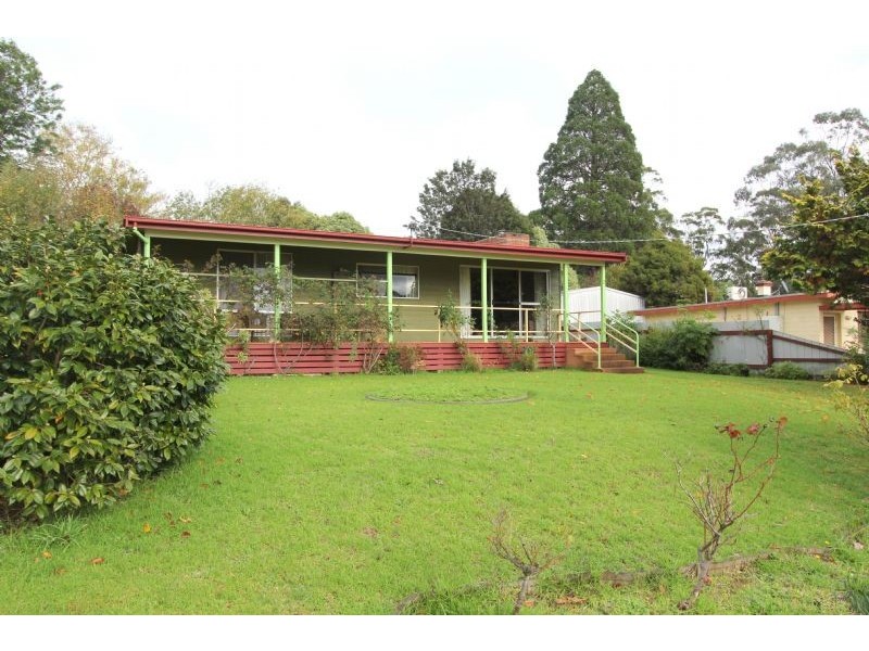 2 Mechanics Street, Boolarra VIC 3870