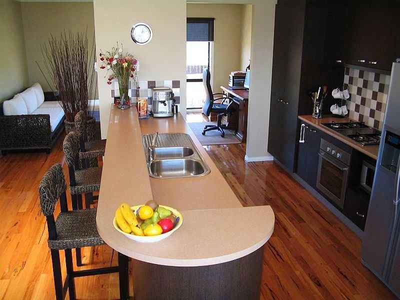 24 Leonard Drive, Drysdale VIC 3222