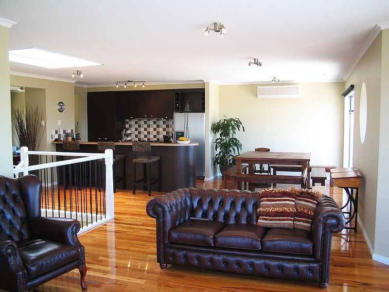 24 Leonard Drive, Drysdale VIC 3222