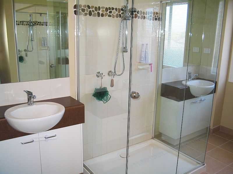 24 Leonard Drive, Drysdale VIC 3222