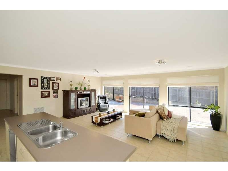 10 Glengarry Court, Drysdale VIC 3222