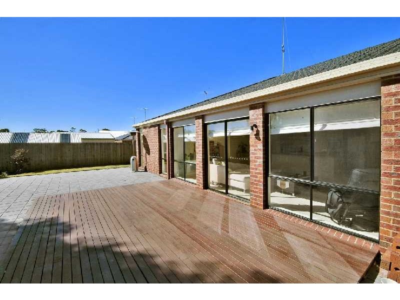 10 Glengarry Court, Drysdale VIC 3222