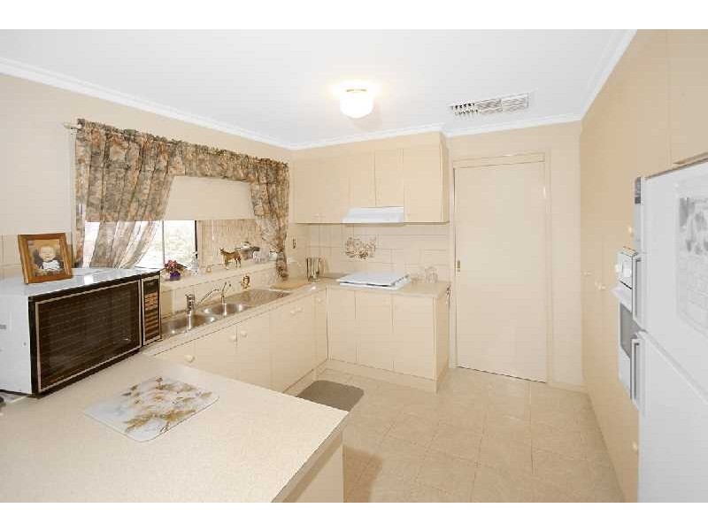 11 Carapooka Avenue, Clifton Springs VIC 3222