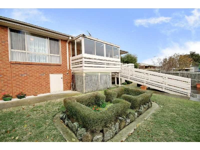 11 Carapooka Avenue, Clifton Springs VIC 3222