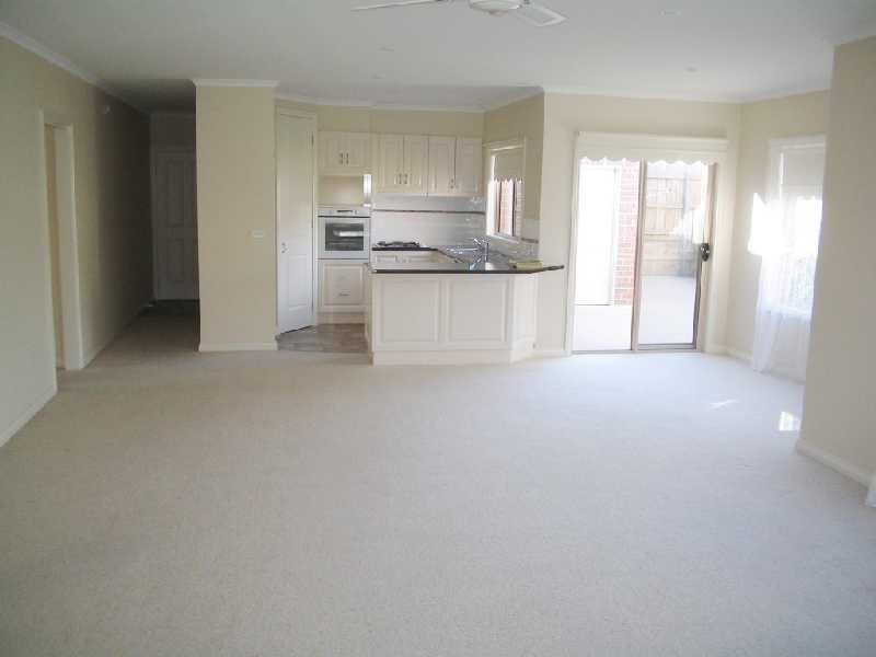 1/5 Patricia Court, Drysdale VIC 3222