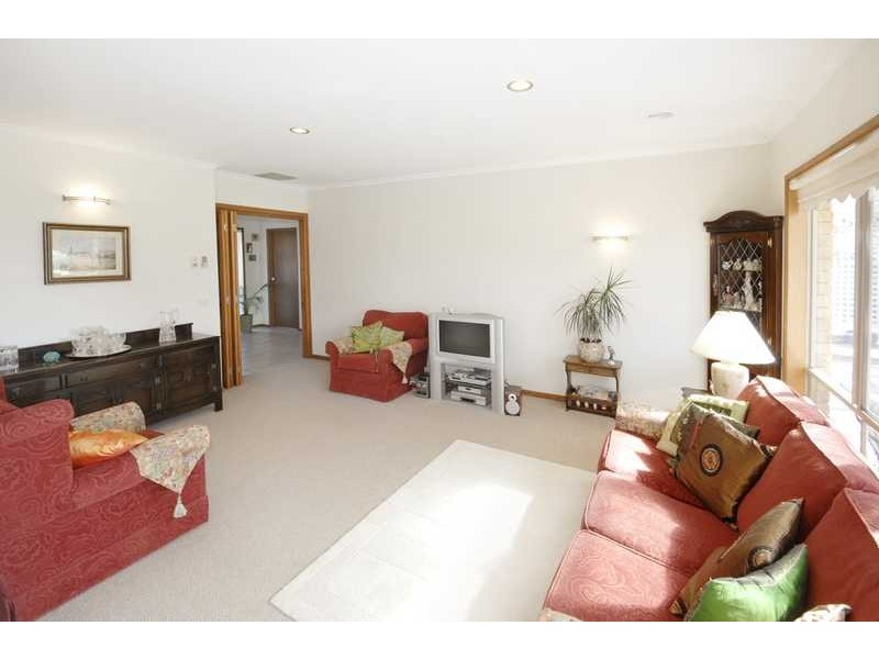 10 James Court, Drysdale VIC 3222