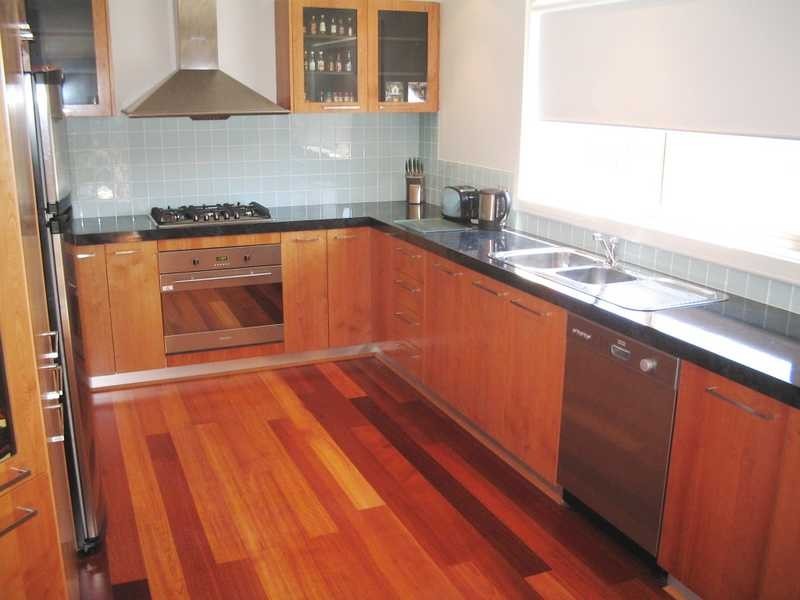 Unit 2/102 Barrands Lane, Drysdale VIC 3222