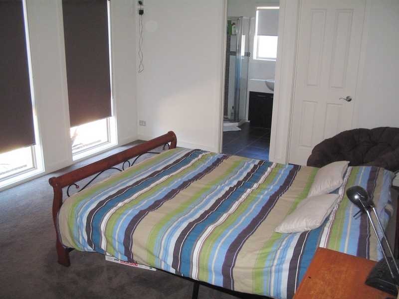 Unit 2/102 Barrands Lane, Drysdale VIC 3222