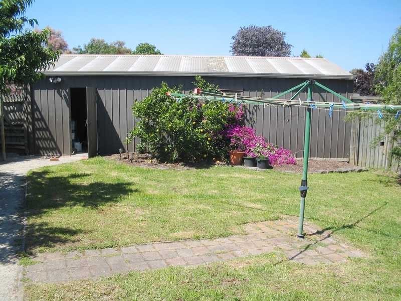 77 Boonderabbi Drive, Clifton Springs VIC 3222