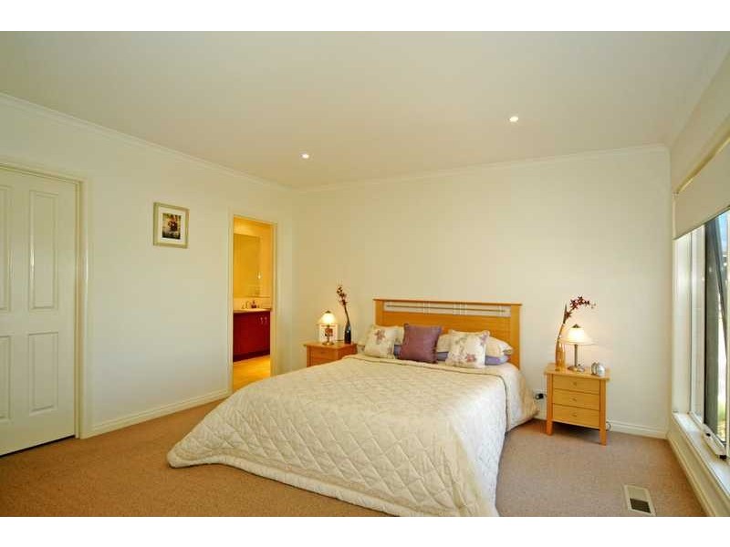 25 Bungalalli Avenue, Clifton Springs VIC 3222