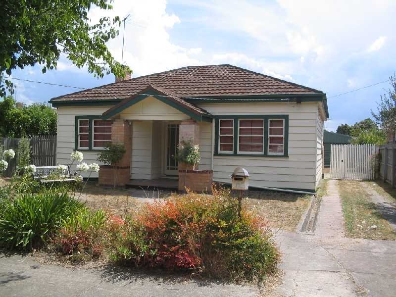 12 Richardson Street, East Geelong VIC 3219