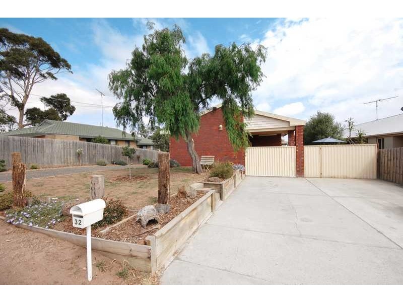 32 Derribong Way, Clifton Springs VIC 3222