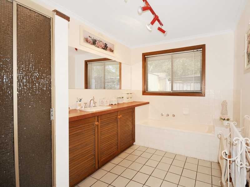 34 Maraboora Avenue, Clifton Springs VIC 3222