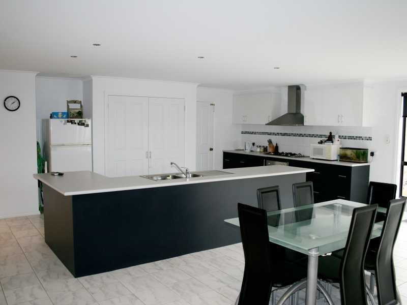 53 Narawi Avenue, Clifton Springs VIC 3222