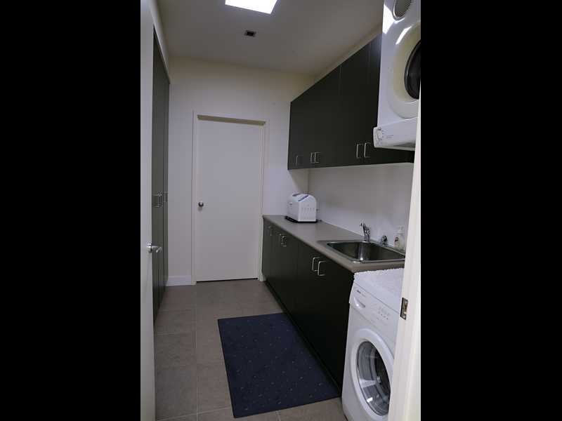 1/10 Marsh Court, Drysdale VIC 3222