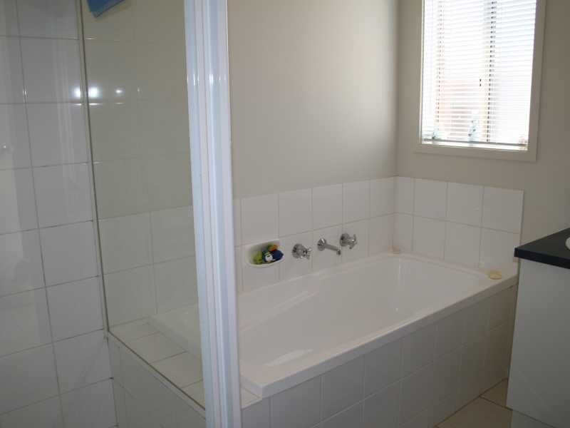 8 Yarramundi Drive, Clifton Springs VIC 3222