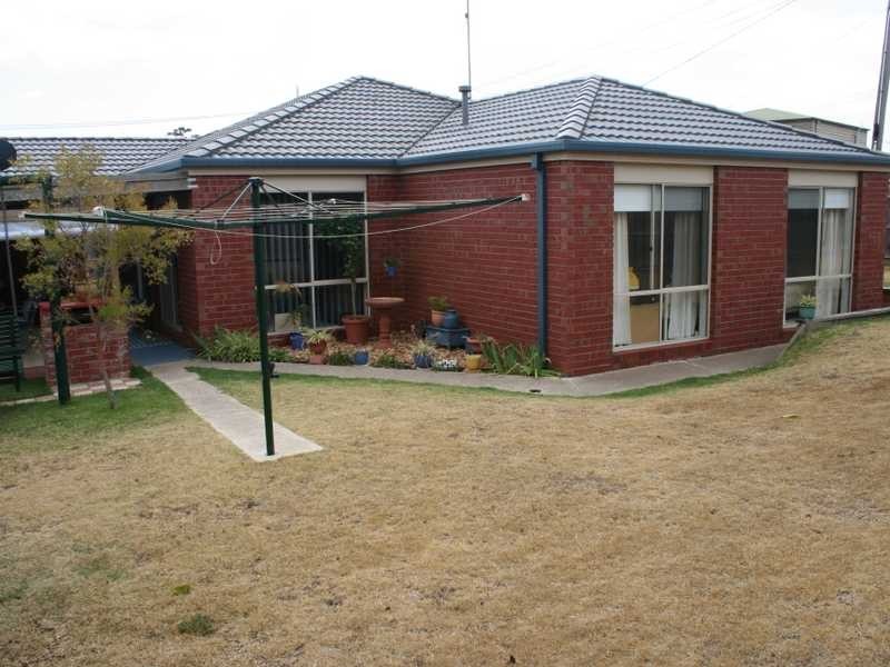 8 Yarramundi Drive, Clifton Springs VIC 3222