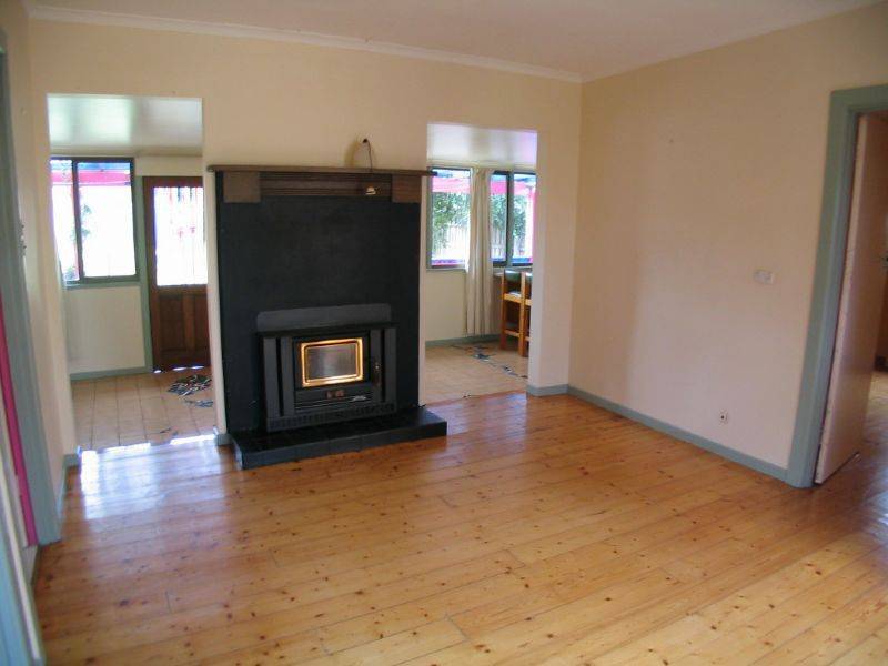 3 Seaview Avenue, St Leonards VIC 3223