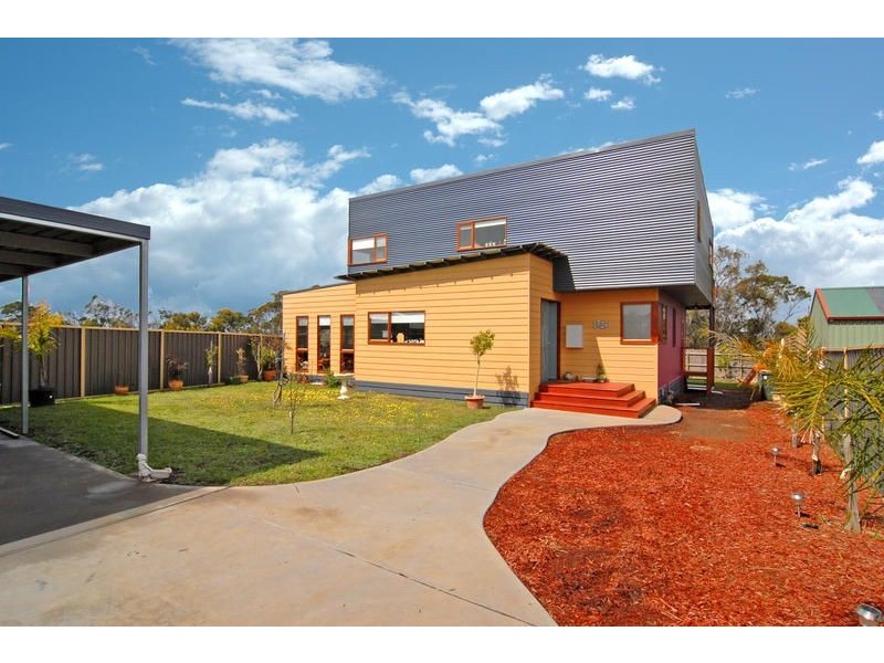 3 Calk Terrace, St Leonards VIC 3223