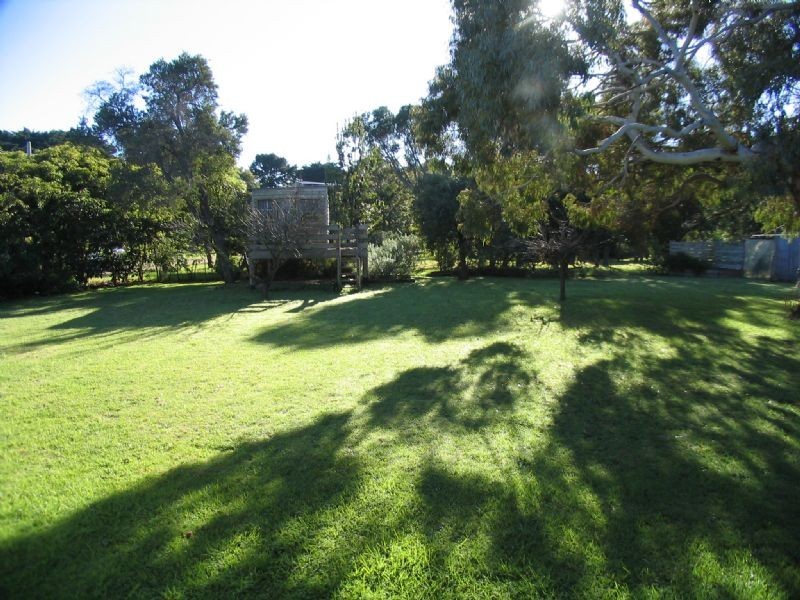 44-46  Beach Road, St Leonards VIC 3223