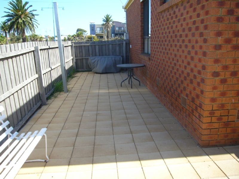 1/59 Levians Road, St Leonards VIC 3223