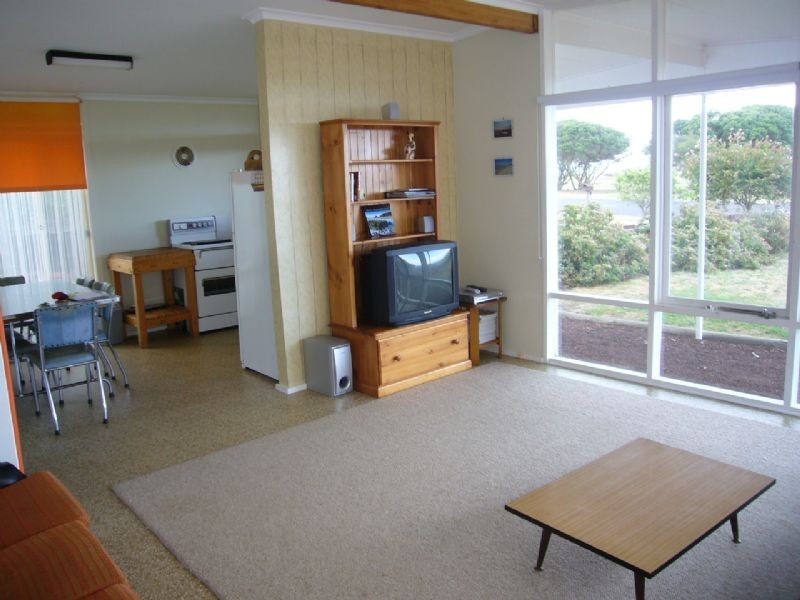 228 The Esplanade, Portarlington VIC 3223