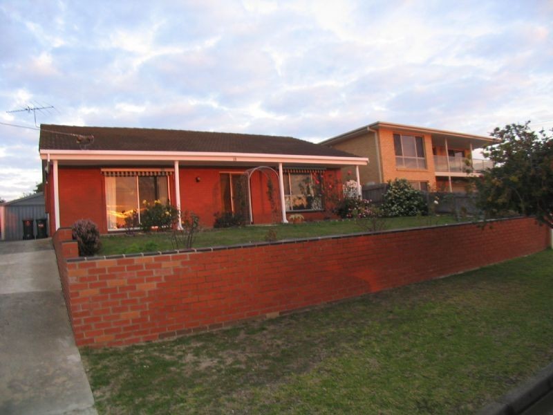 15 Mueller, Portarlington VIC 3223