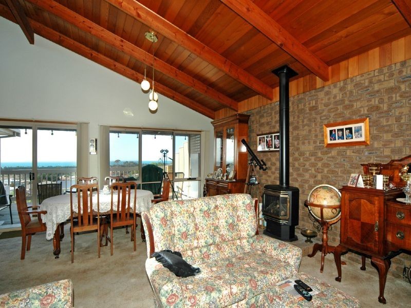 27 Evandale Ave, Portarlington VIC 3223