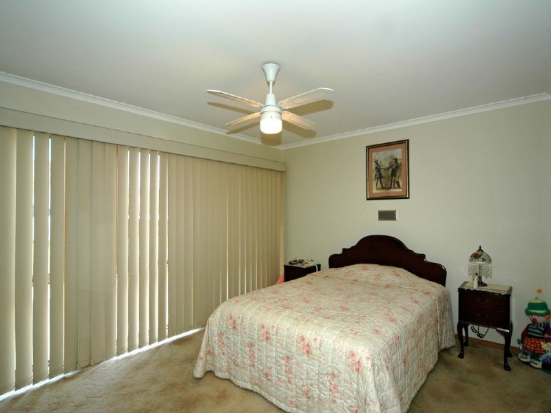 27 Evandale Ave, Portarlington VIC 3223