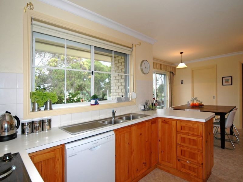 295 Harvey Road, St Leonards VIC 3223