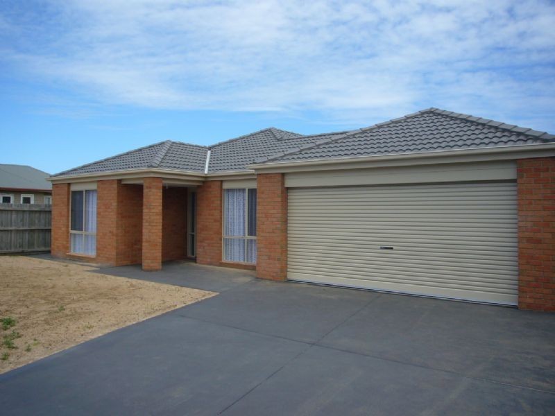 4 Valda Avenue, Indented Head VIC 3223