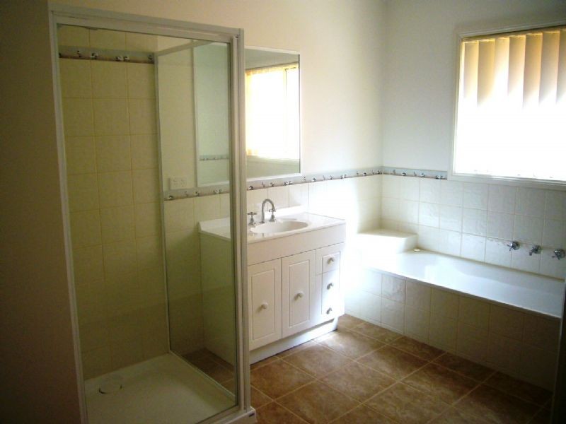 3/15 St Leonards Parade, St Leonards VIC 3223