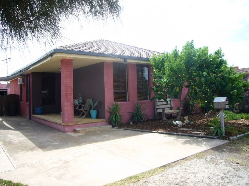 430 Ibbotson Street, St Leonards VIC 3223