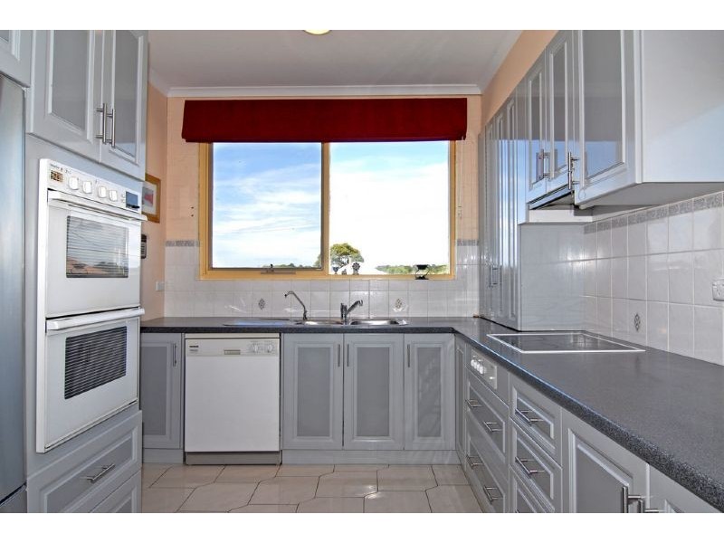 69 The Esplanade, Portarlington VIC 3223