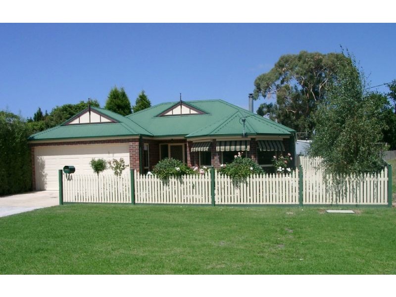 218 Newcombe St, Portarlington VIC 3223