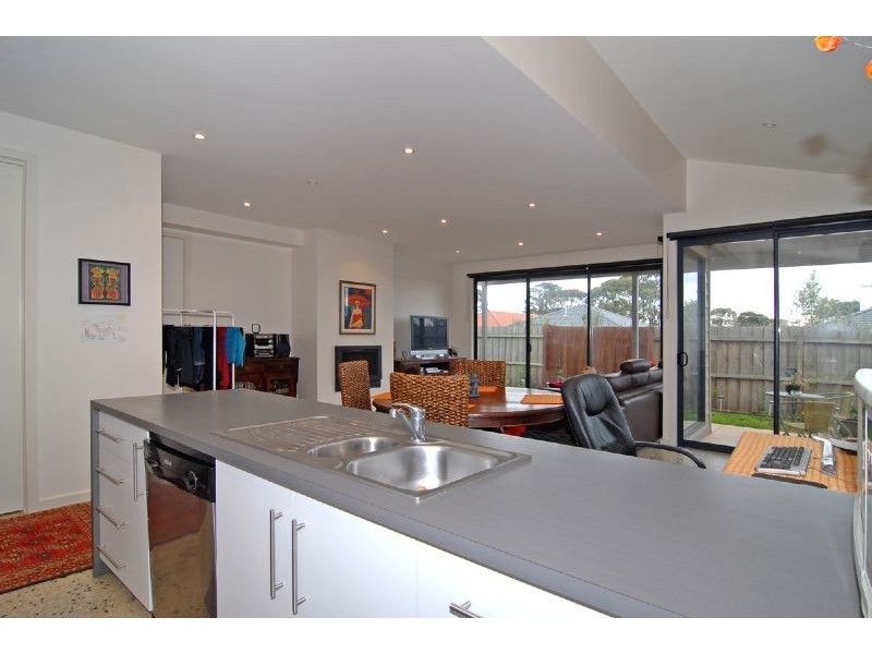 2/40A Simson, Portarlington VIC 3223