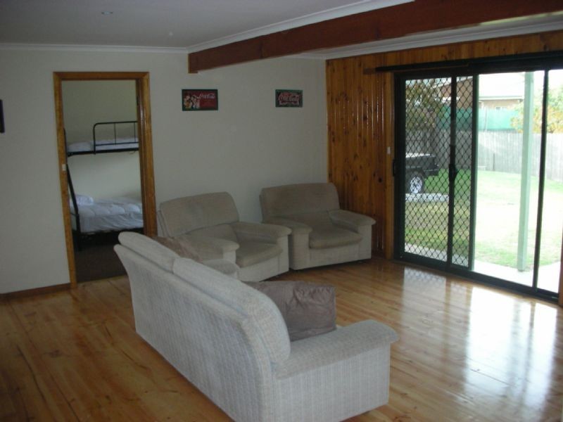 25 Whiting Avenue, Portarlington VIC 3223